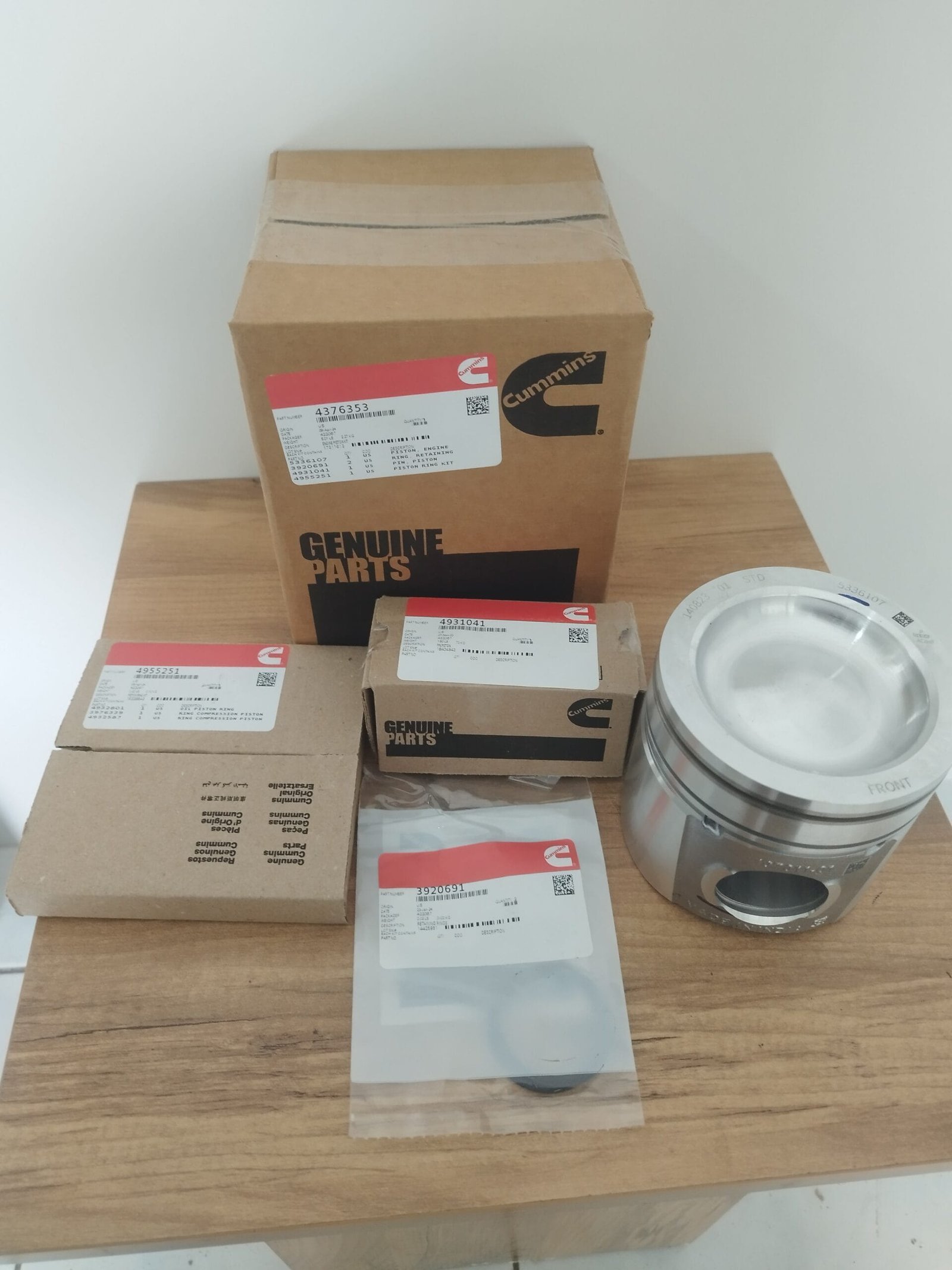 4376353 PİSTON KİTİ